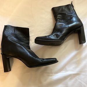 Stuart weitzman bootie